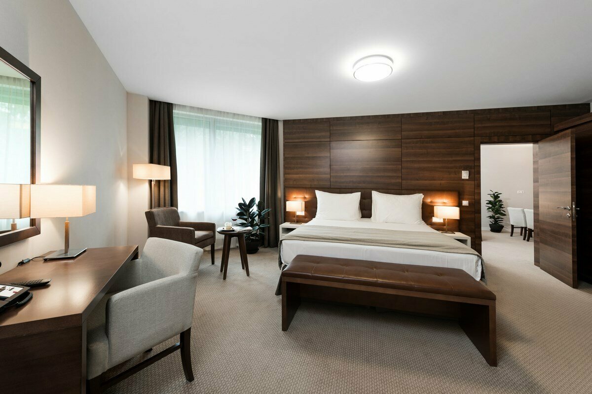 Гостиница Parklane Resort and SPA Санкт-Петербург